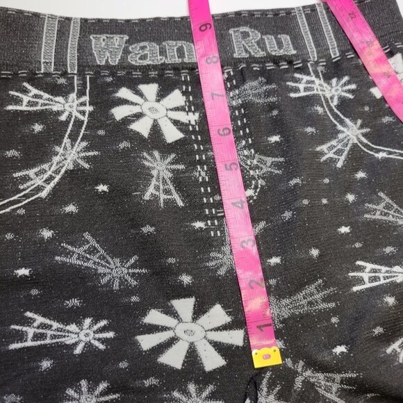 Black and White Stretchy Leggings Size Small - Picture 6 of 9